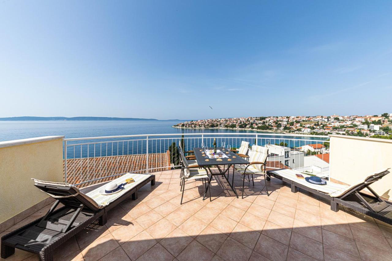 Apartments Villa Nea Leona Trogir Extérieur photo